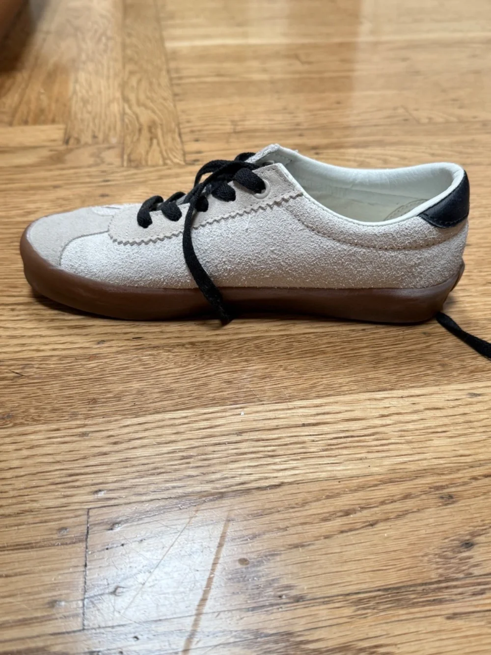 Womens Vans Low Sport Sneaker Size 7 - Picture 6 of 8